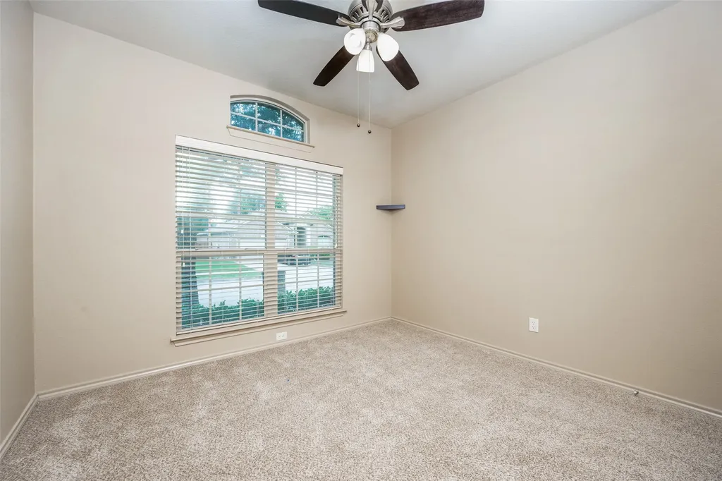 1104 Nora Lane Denton TX 76210
