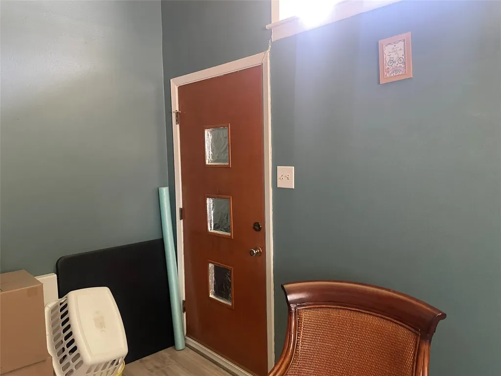 1140 W Forest Street Munday TX 76371