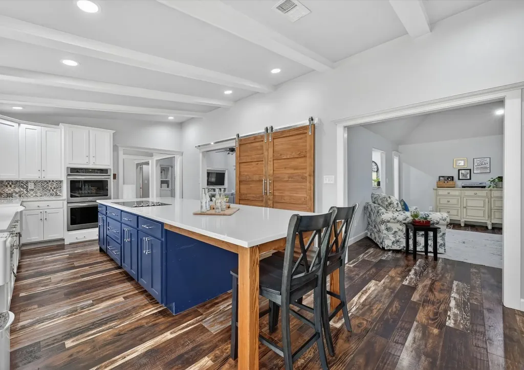 200 Cross Timbers Drive Double Oak TX 75077