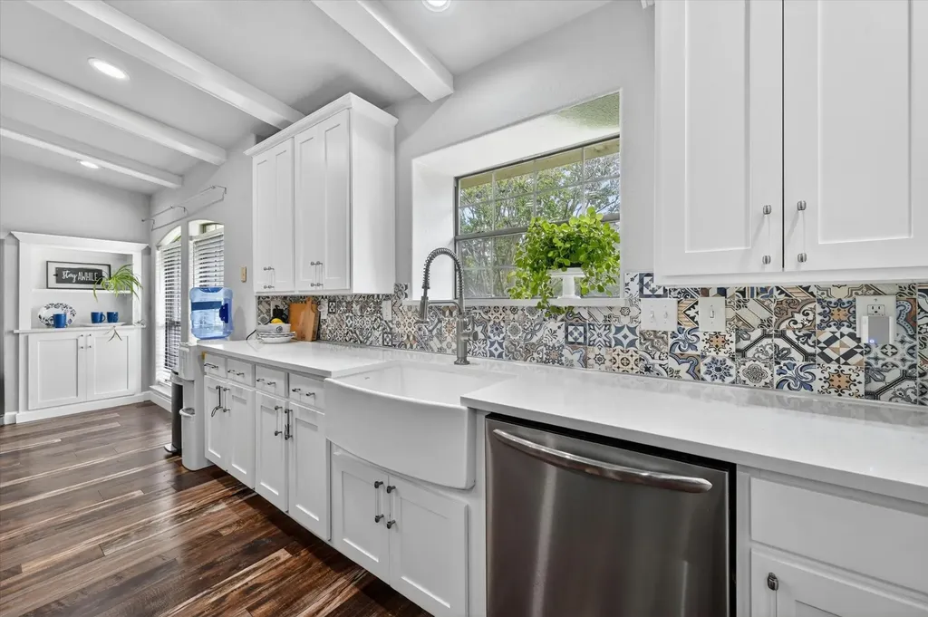 200 Cross Timbers Drive Double Oak TX 75077