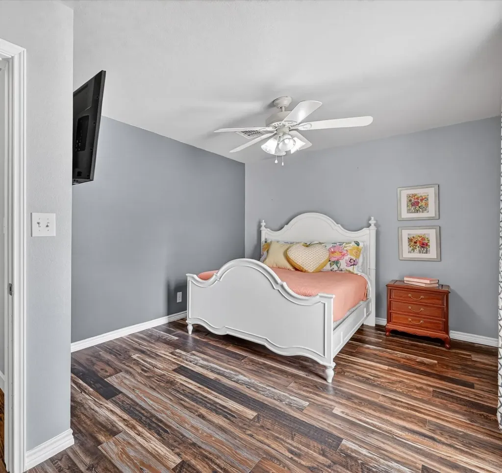 200 Cross Timbers Drive Double Oak TX 75077