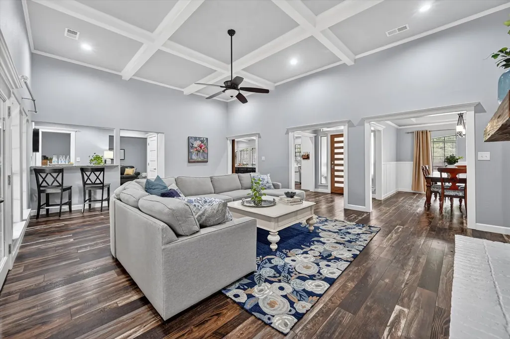 200 Cross Timbers Drive Double Oak TX 75077