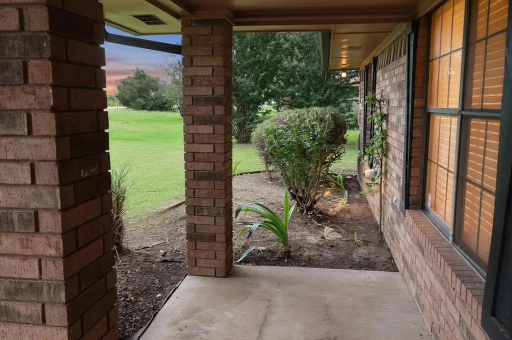 2346 County Road 319 Terrell TX 75161