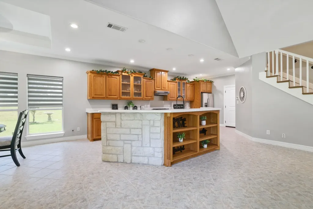 303 Celtic Road Howe TX 75459