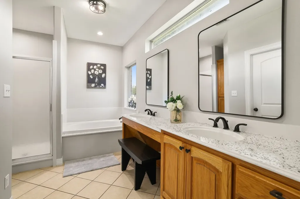 303 Celtic Road Howe TX 75459