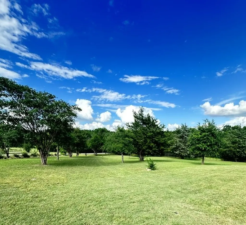 303 Celtic Road Howe TX 75459