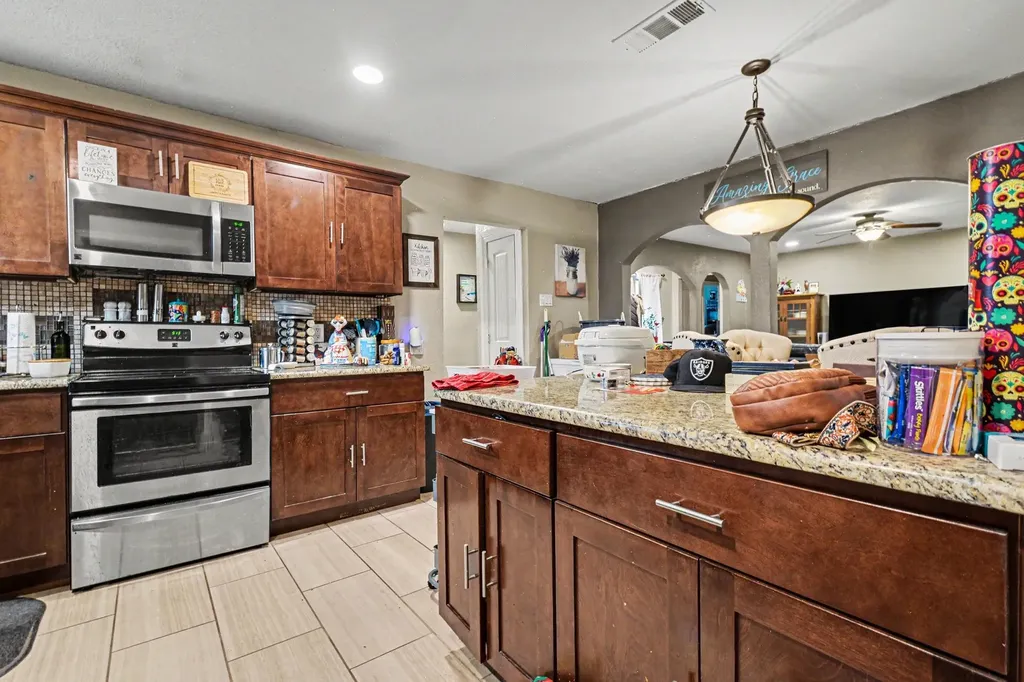 4133 Logan Street Irving TX 75062