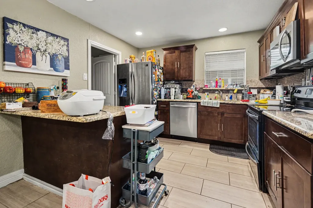 4133 Logan Street Irving TX 75062