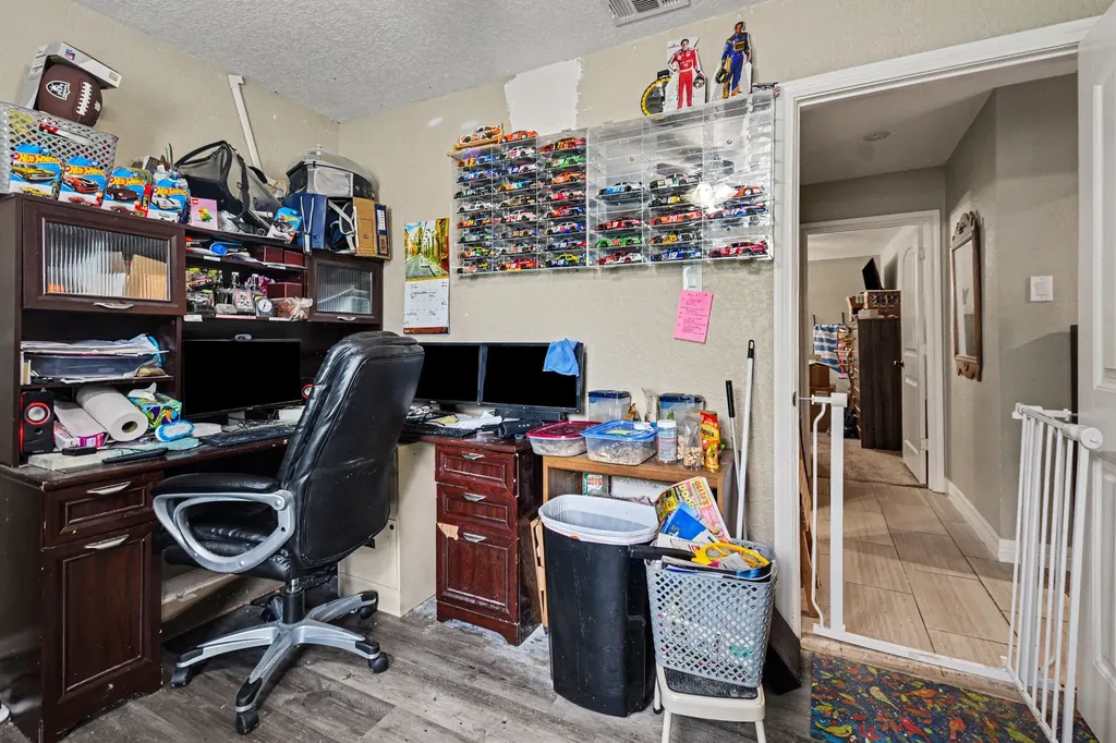 4133 Logan Street Irving TX 75062