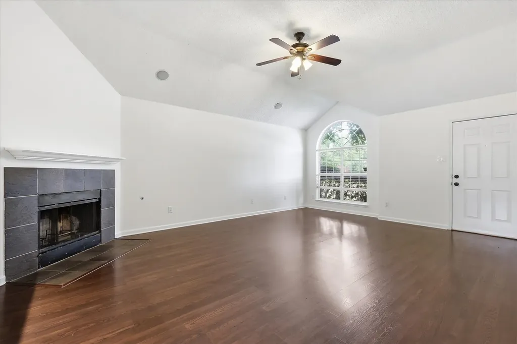 1424 Ridgecreek Drive Lewisville TX 75067