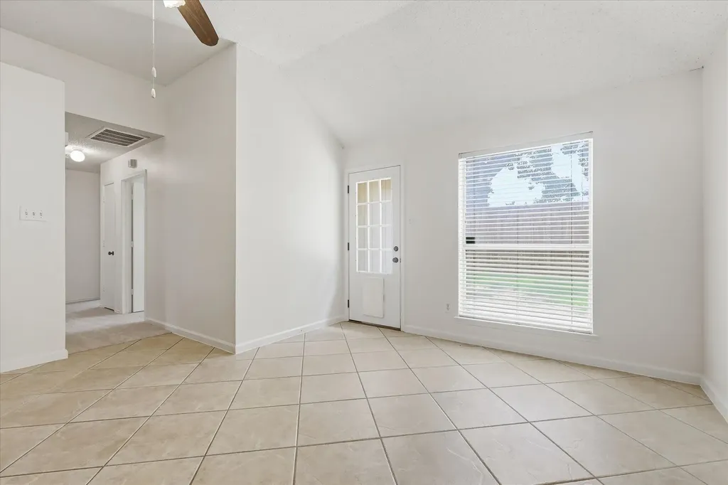 1424 Ridgecreek Drive Lewisville TX 75067
