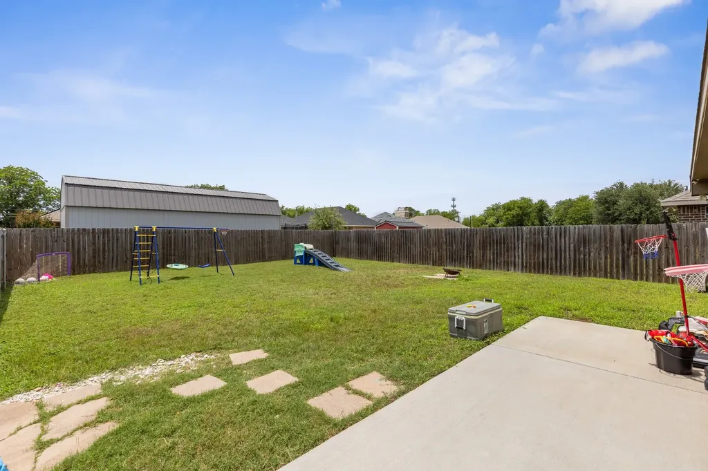 300 N Bermuda Street Lacy Lakeview TX 76705