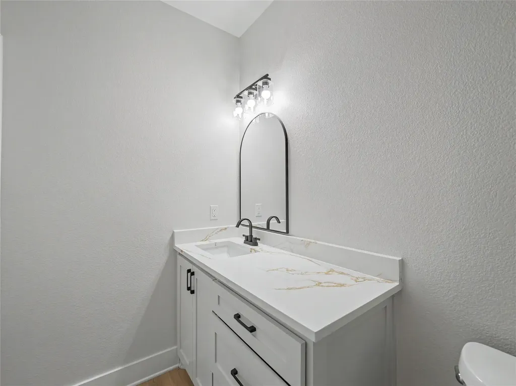 1163 Blalock Avenue Fort Worth TX 76115