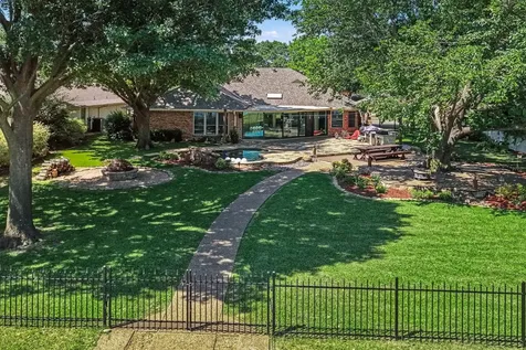 14 Victoria Drive Rowlett TX 75088