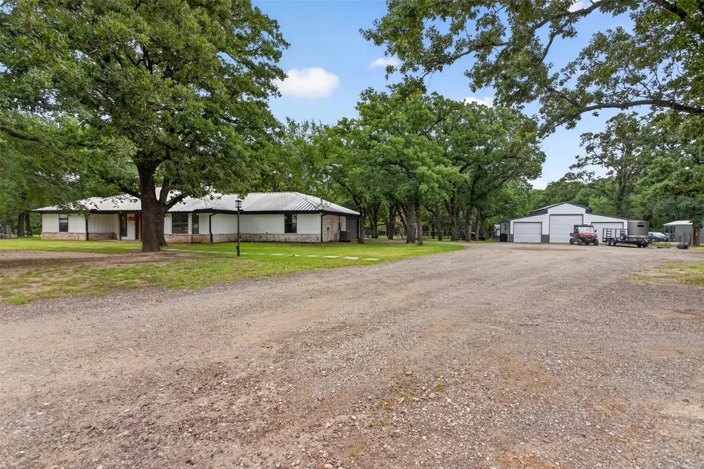 9681 County Road 4091 Scurry TX 75158