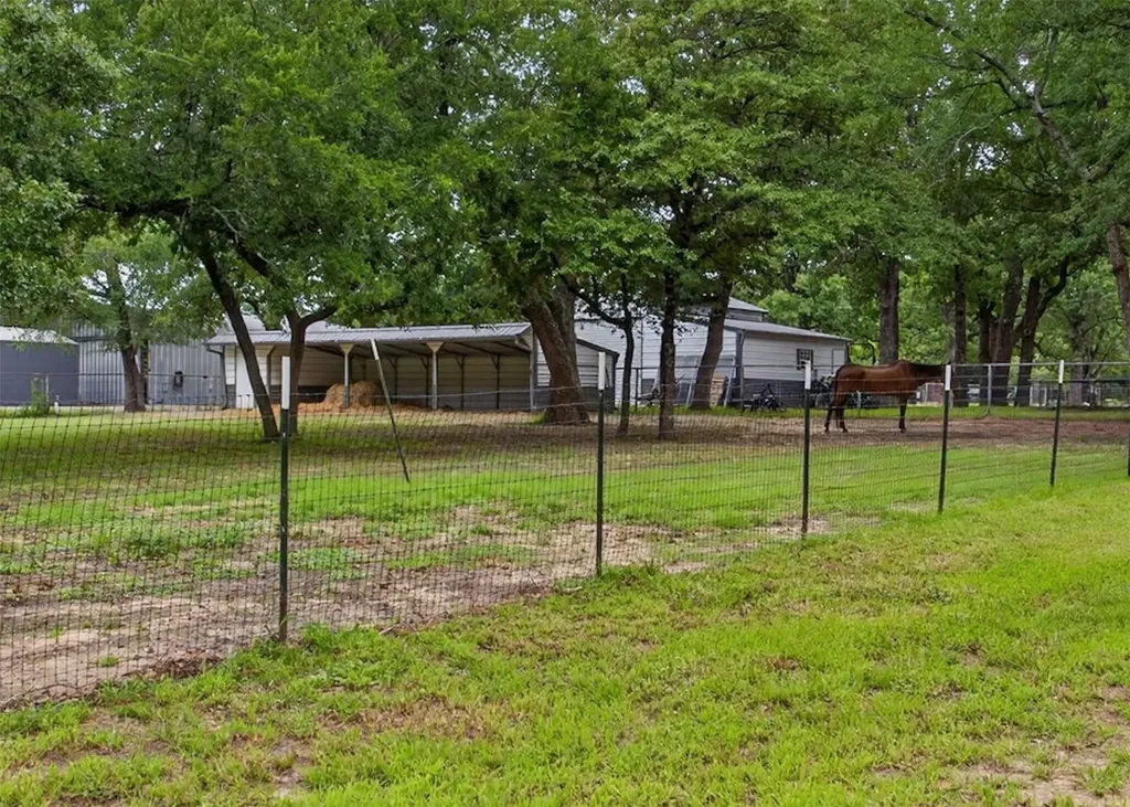 9681 County Road 4091 Scurry TX 75158