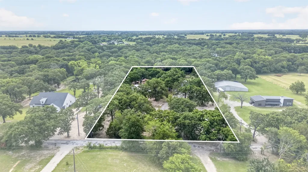 9681 County Road 4091 Scurry TX 75158