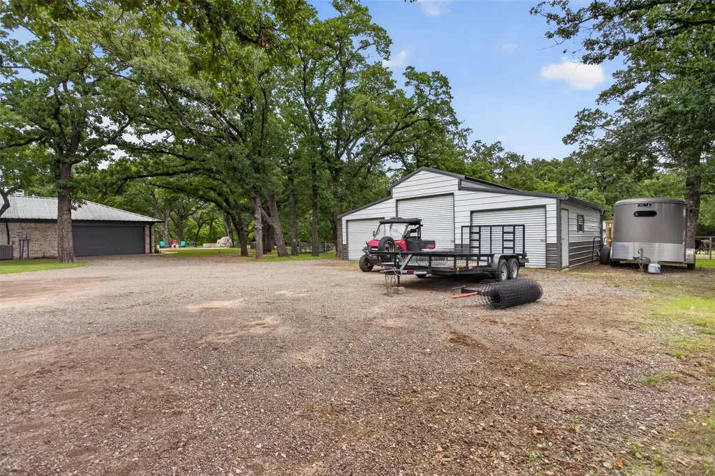 9681 County Road 4091 Scurry TX 75158