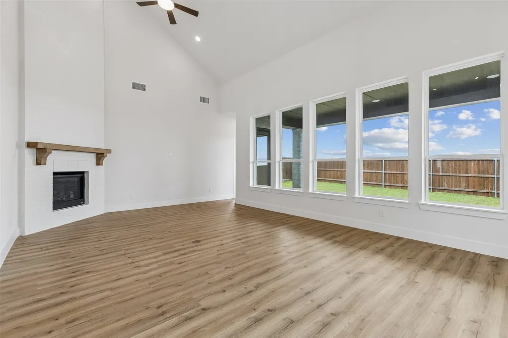 1729 Boxwood Row Drive Aubrey TX 76227
