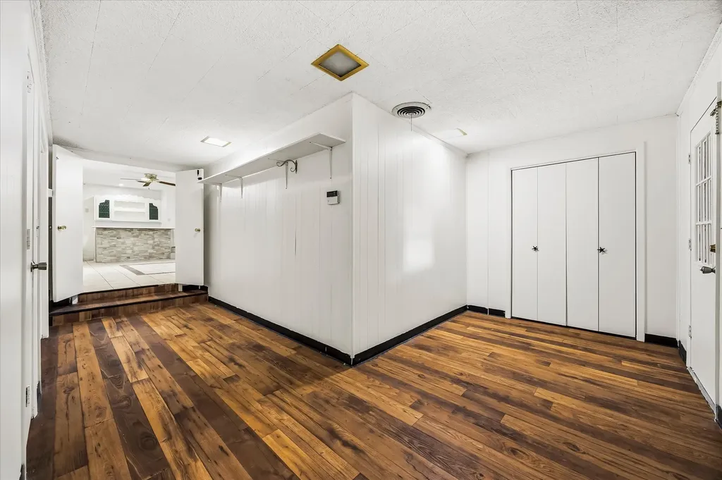 110 W Crockett Street Wolfe City TX 75496