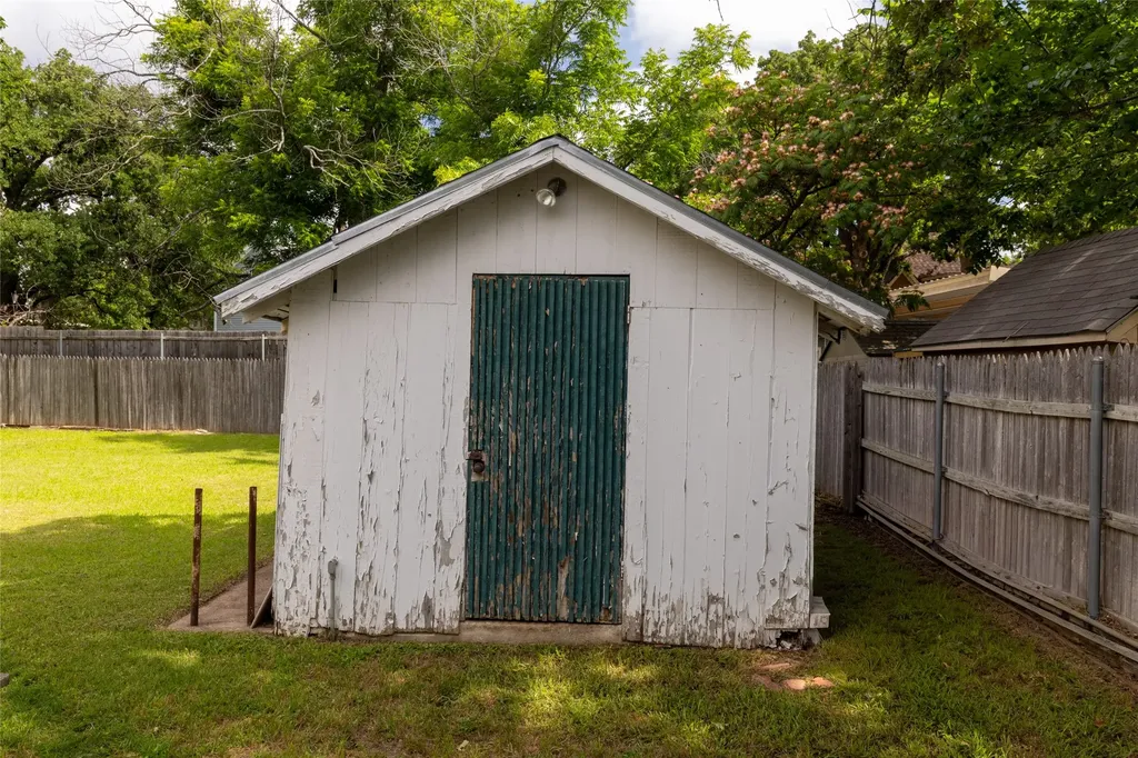 412 W Josephine Street Weatherford TX 76086
