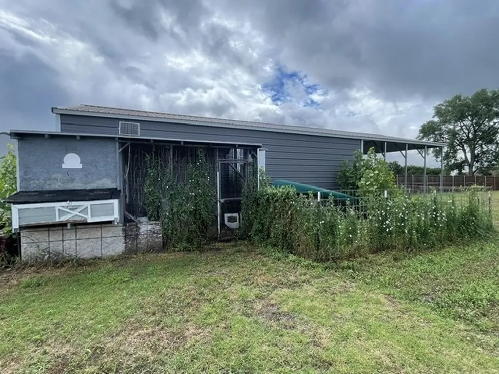 14797 County Road 489 Nevada TX 75173