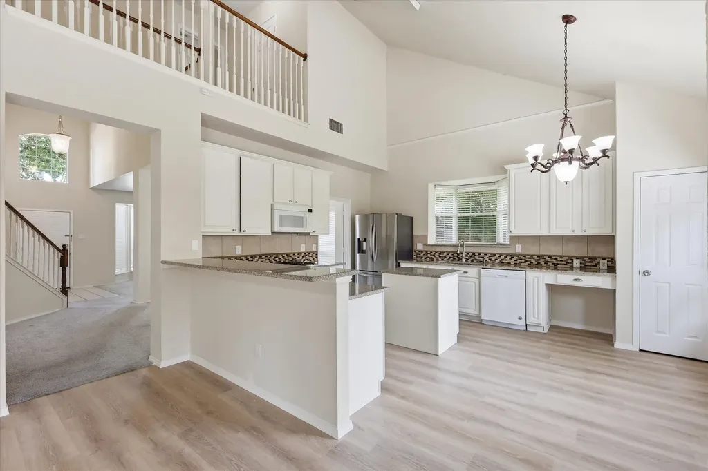 105 Dorsett Drive Irving TX 75063