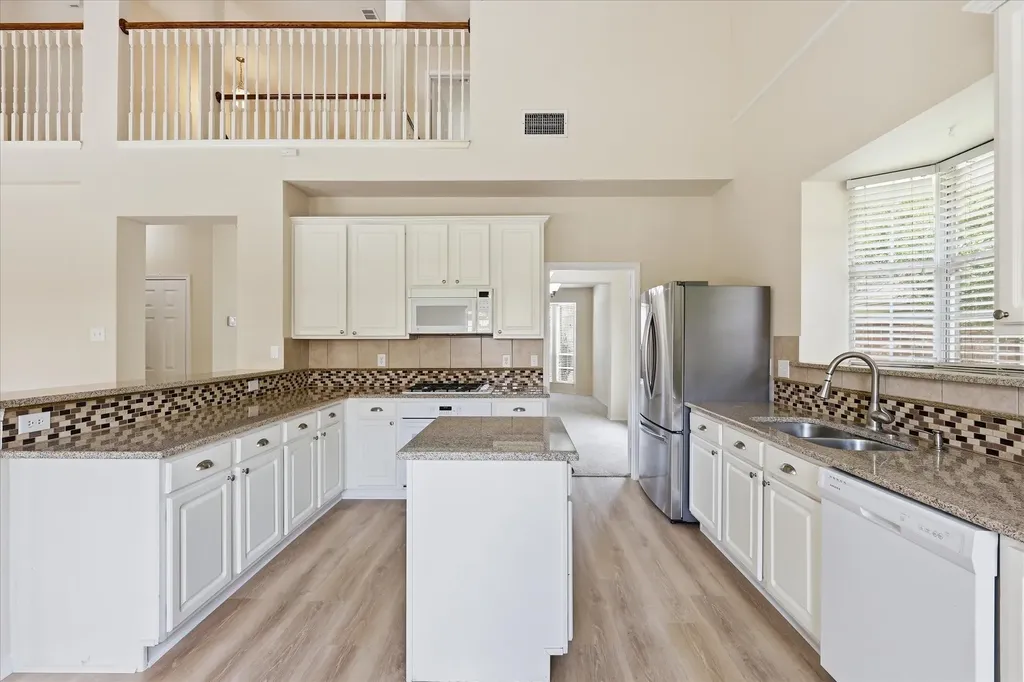 105 Dorsett Drive Irving TX 75063