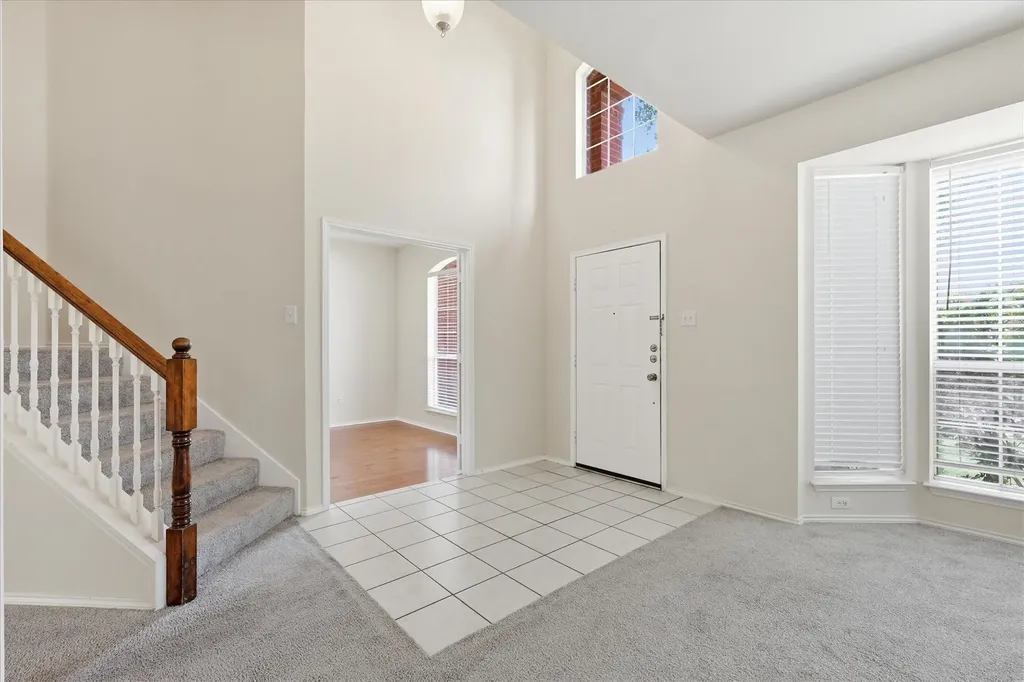 105 Dorsett Drive Irving TX 75063