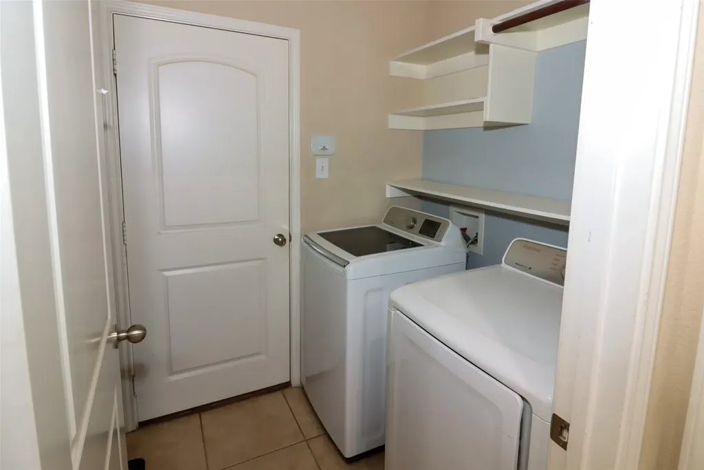 754 Peach Lane Burleson TX 76028