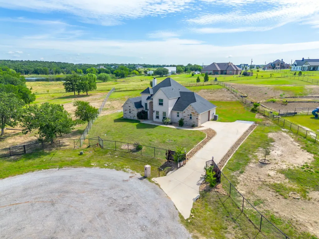 120 War Wagon Circle Millsap TX 76066