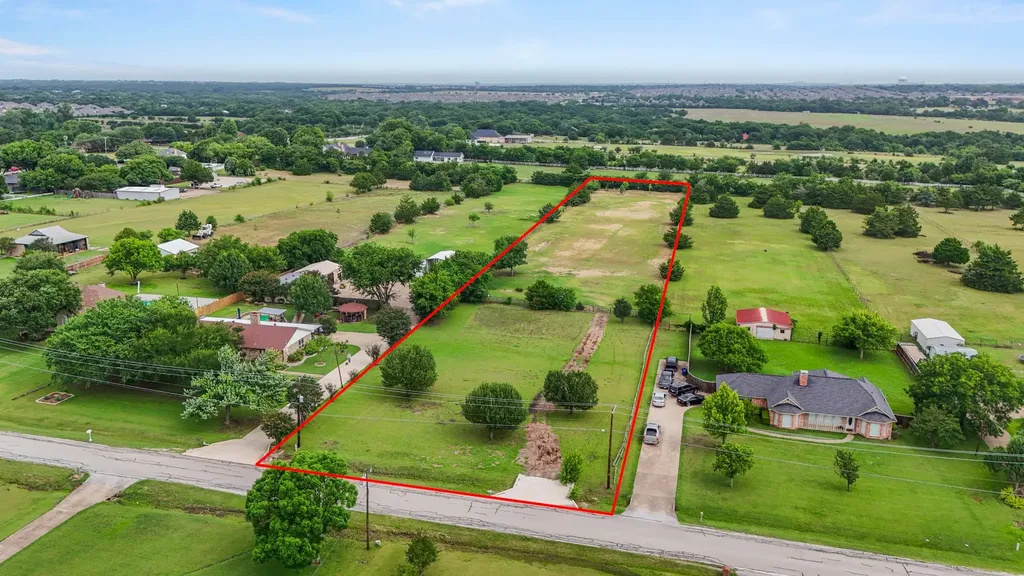 222 Lariat Trail Ovilla TX 75154