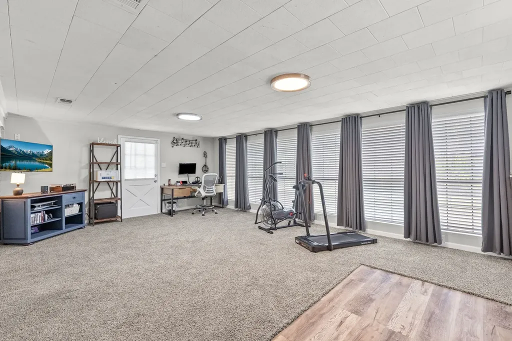 3007 Tanglewood Drive Commerce TX 75428
