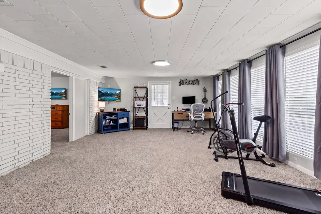 3007 Tanglewood Drive Commerce TX 75428