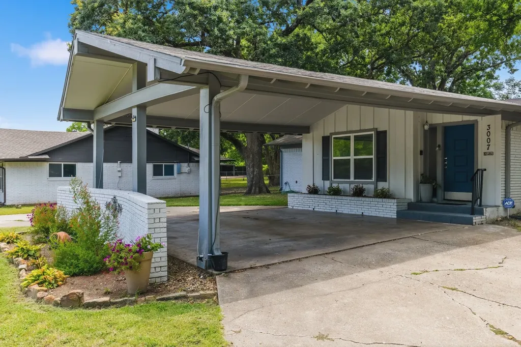 3007 Tanglewood Drive Commerce TX 75428