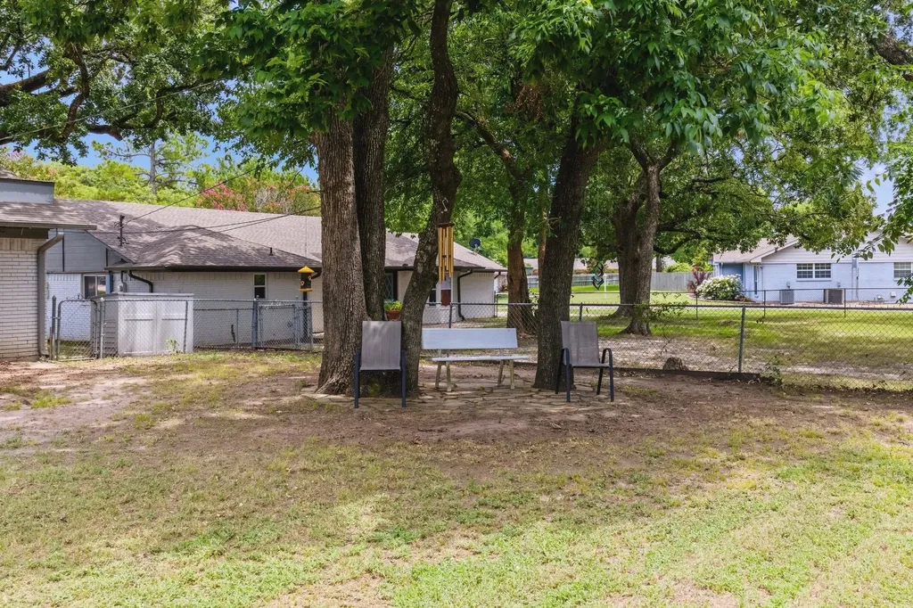 3007 Tanglewood Drive Commerce TX 75428