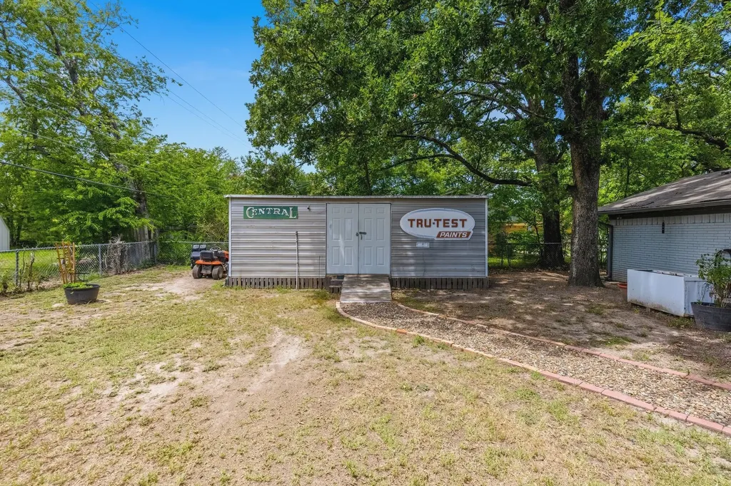 3007 Tanglewood Drive Commerce TX 75428