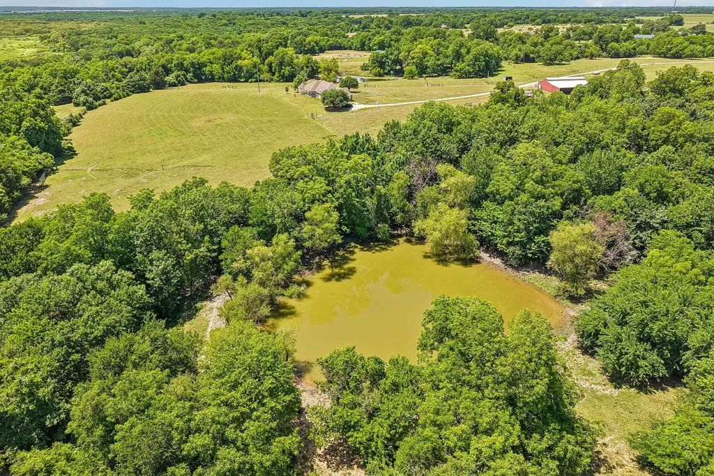 346 SE County Road 0090 Powell TX 75153