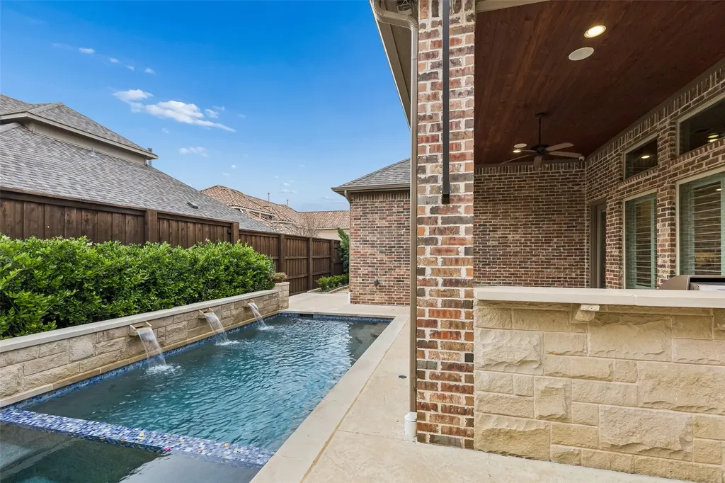 6611 Compton Court Frisco TX 75034