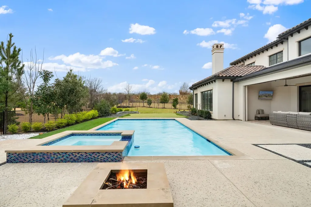 2202 Barcelona Court Westlake TX 76262