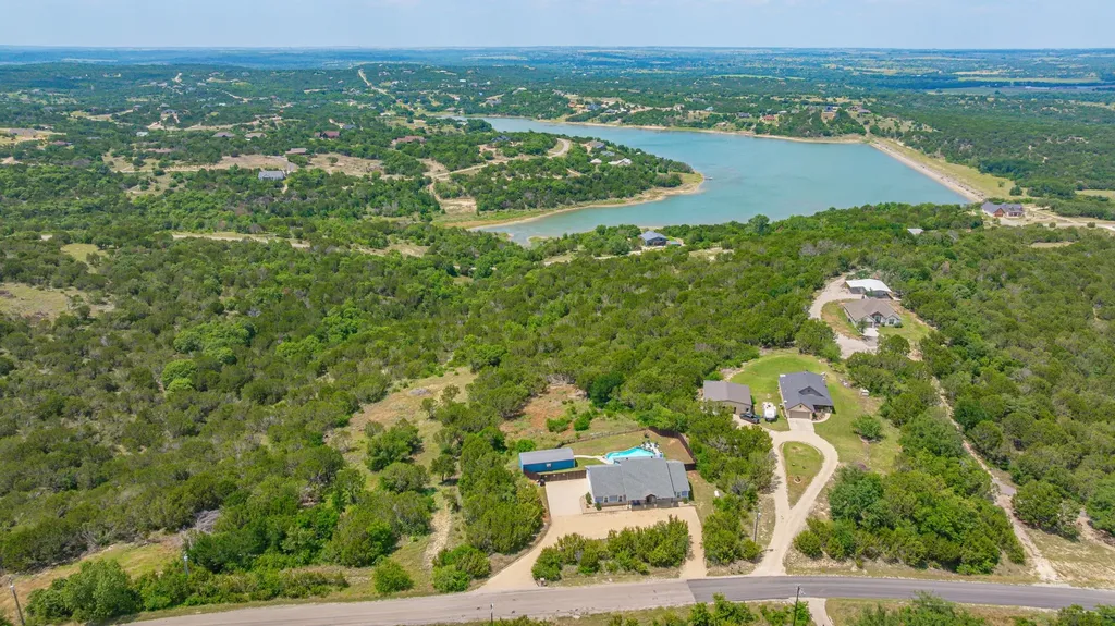 4305 Skyline Drive Bluff Dale TX 76433