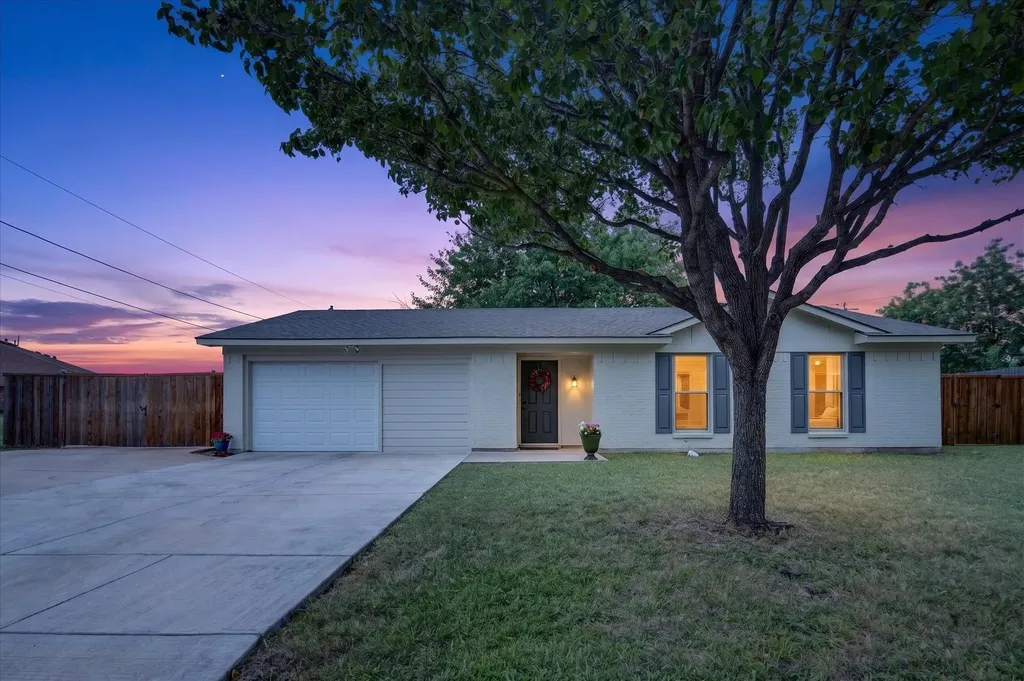 6200 Lalagray Lane Watauga TX 76148