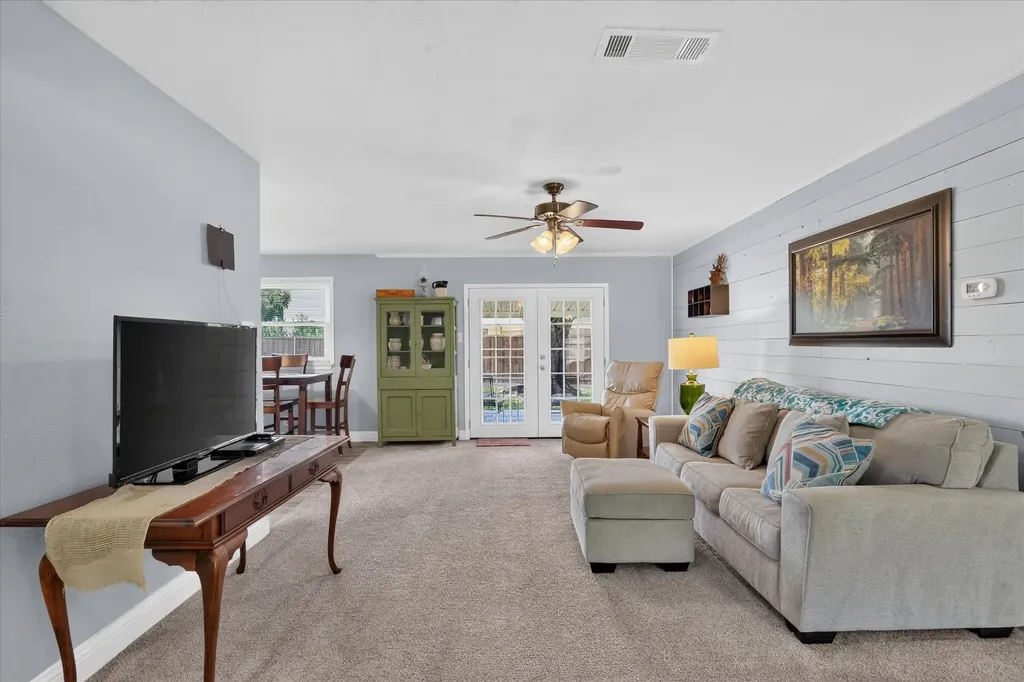 6200 Lalagray Lane Watauga TX 76148