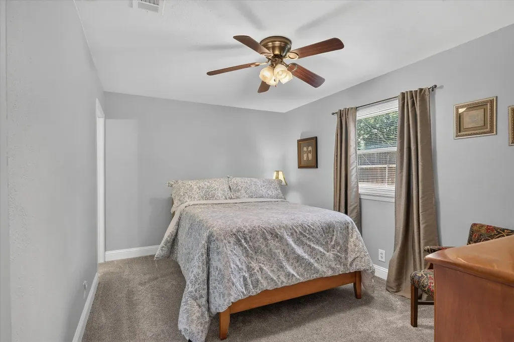 6200 Lalagray Lane Watauga TX 76148