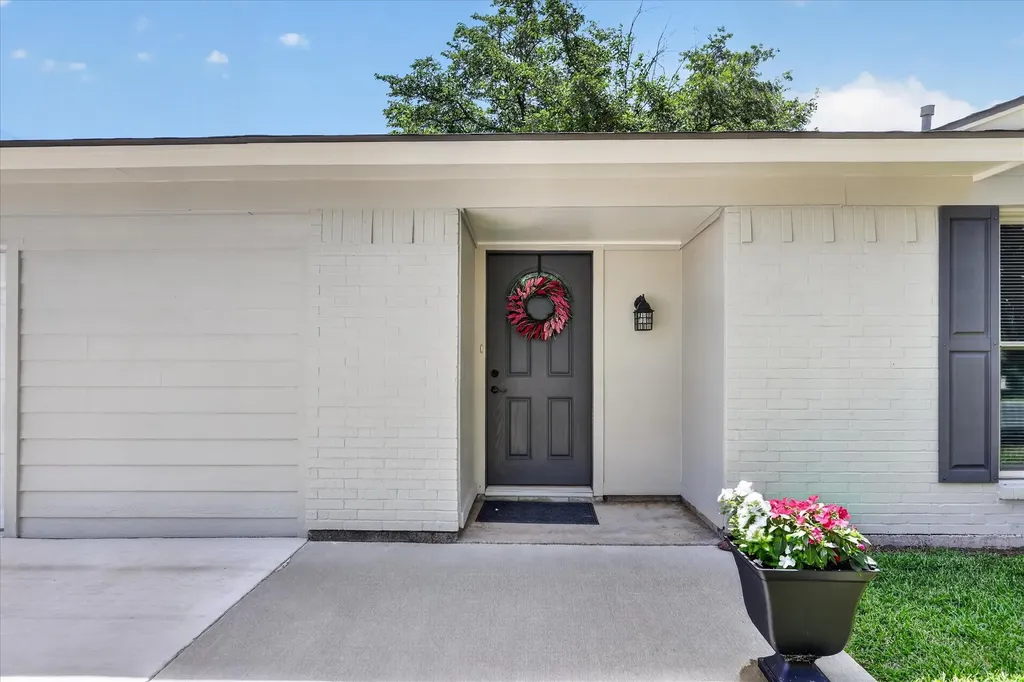 6200 Lalagray Lane Watauga TX 76148