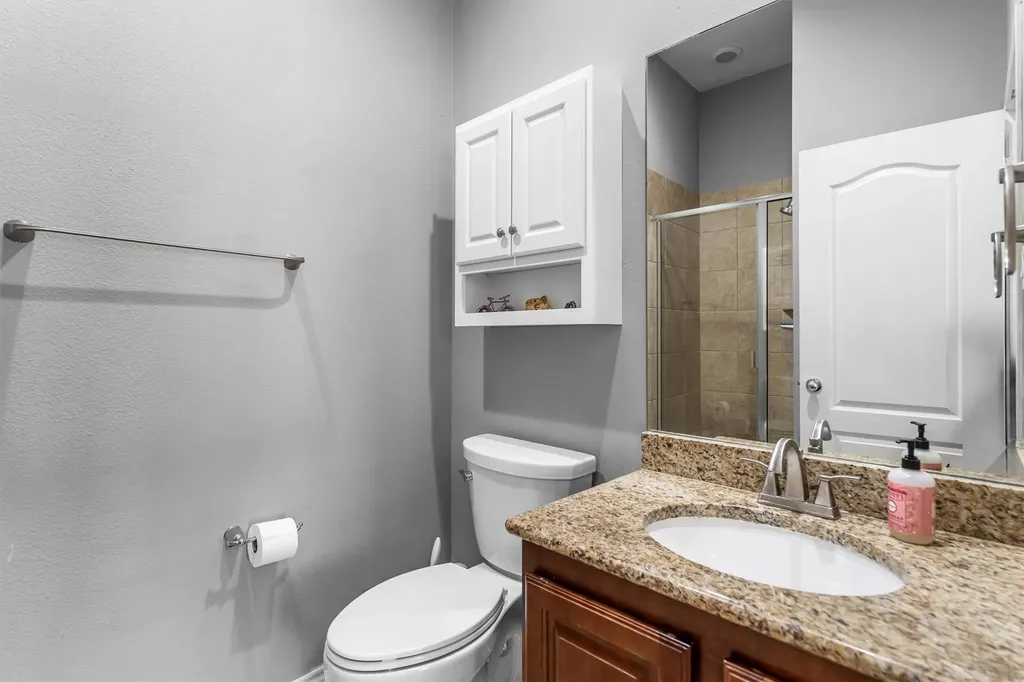 15743 Spectrum Drive Addison TX 75001