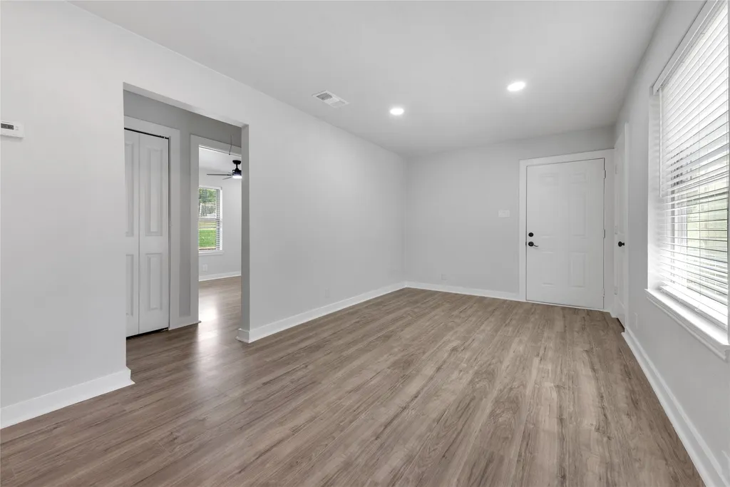 1300 E Fogg Street Fort Worth TX 76115