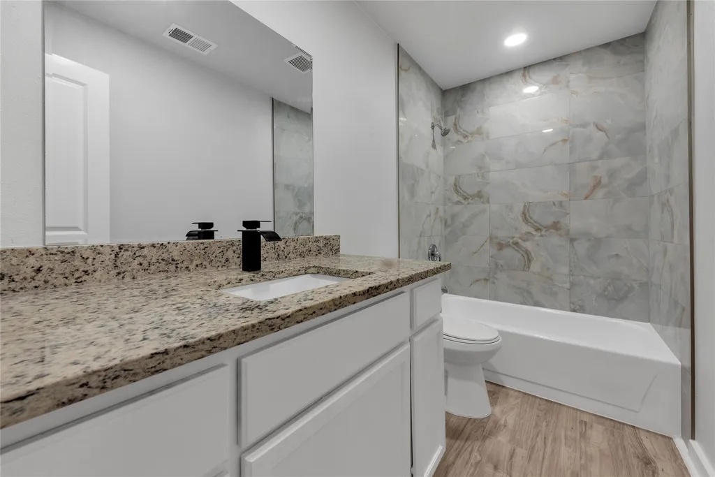 1300 E Fogg Street Fort Worth TX 76115