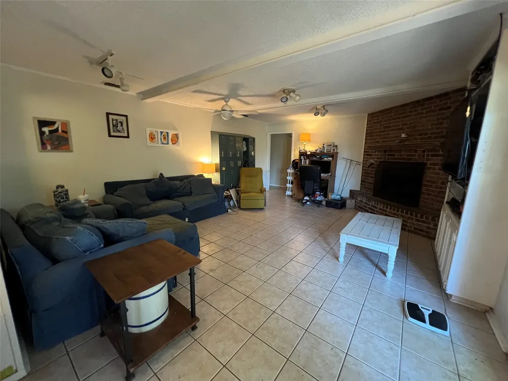 5207 Apache Court De Cordova TX 76049