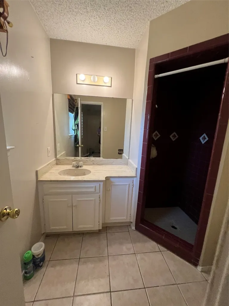 5207 Apache Court De Cordova TX 76049